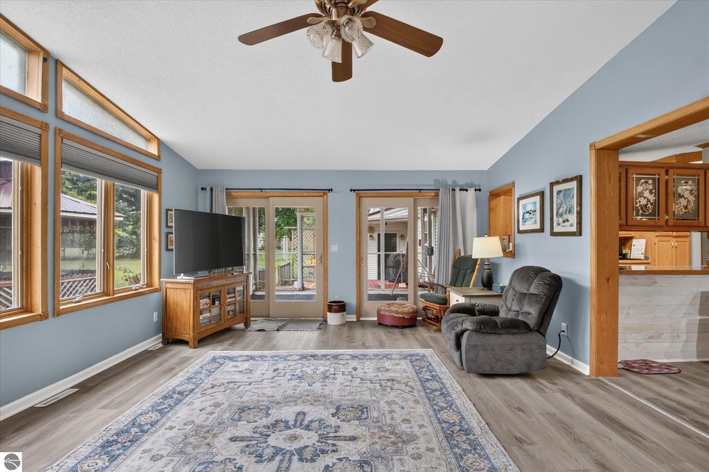 Image 23 of property listing at 6486 N Winans Road, Alma, MI 48801