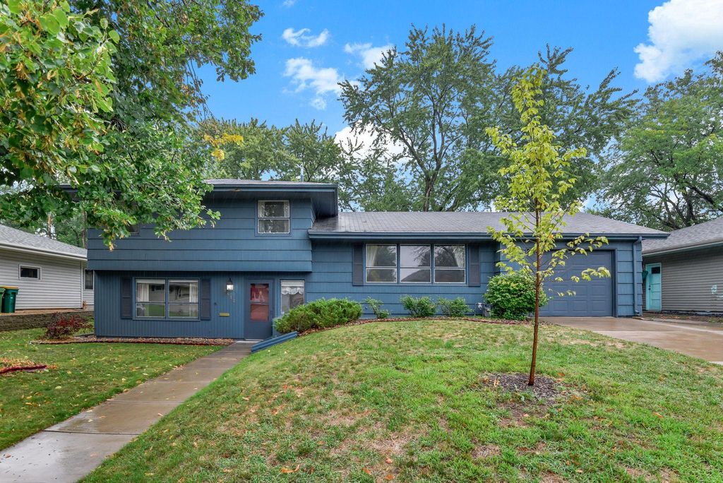 2812 65th Avenue N, Brooklyn Center, MN 55430 — exterior