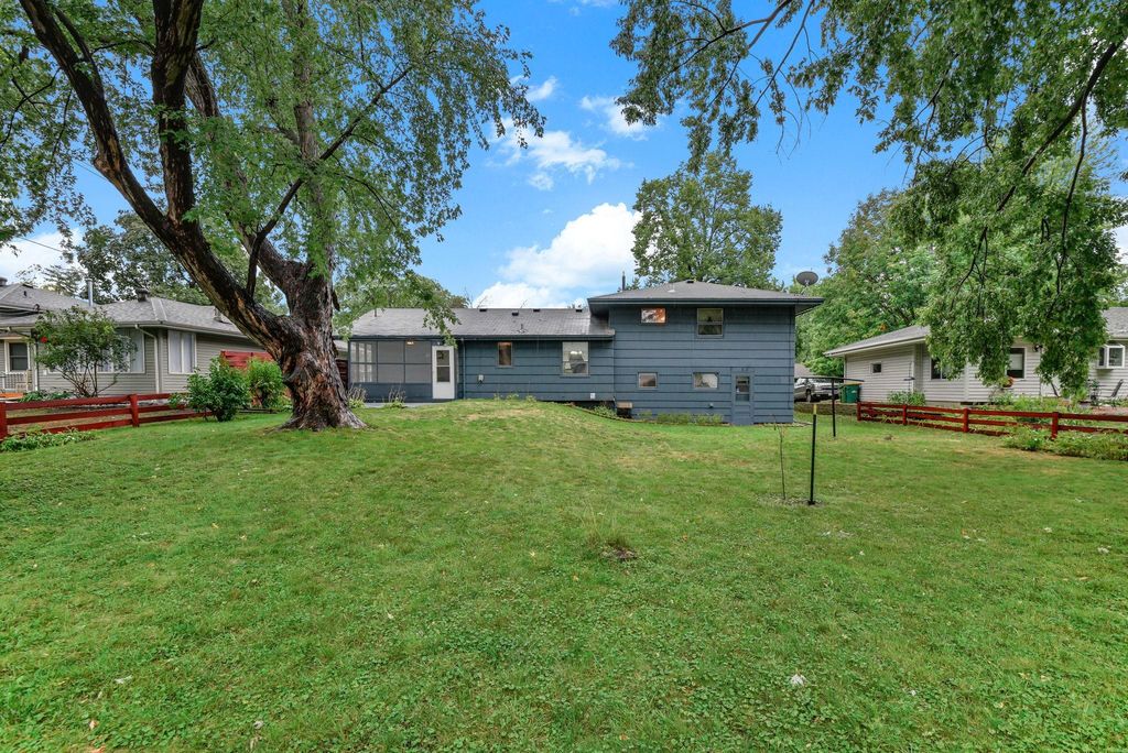 2812 65th Avenue N, Brooklyn Center, MN 55430 — photo 3