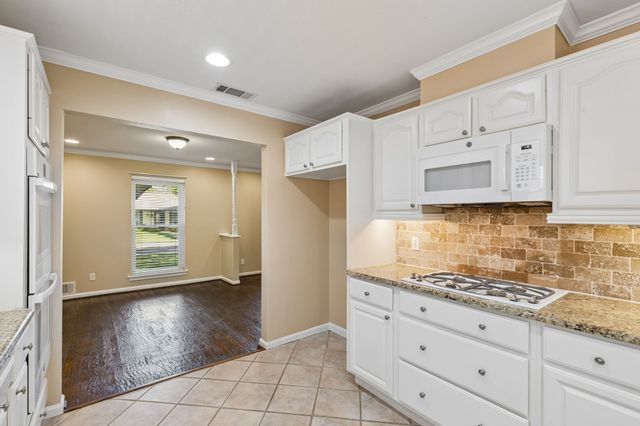 7718 Querida Lane, Dallas, TX 75248