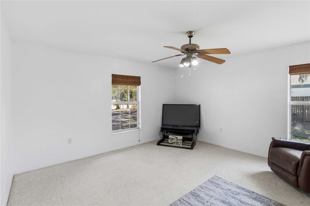 Image 18 of property listing at 6711 BONNIE BLUE DRIVE, Wesley Chapel, FL 33544