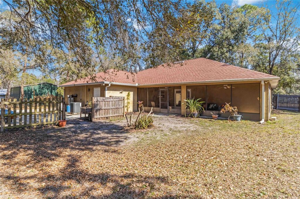 Image 41 of property listing at 6711 BONNIE BLUE DRIVE, Wesley Chapel, FL 33544