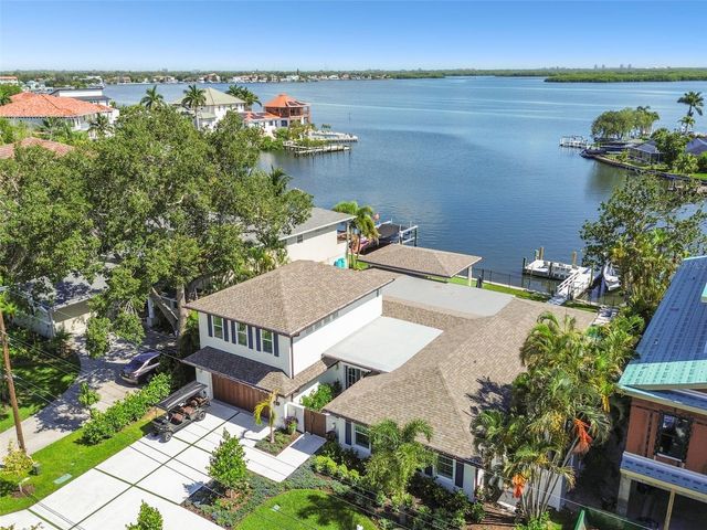 1907 ARROWHEAD DRIVE NE, St Petersburg, FL 33703