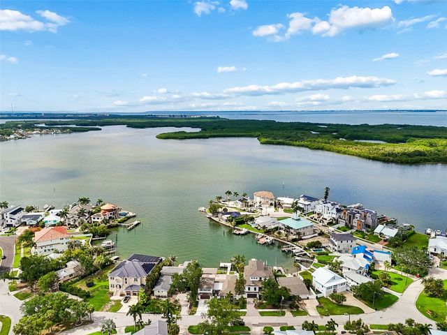 1907 ARROWHEAD DRIVE NE, St Petersburg, FL 33703