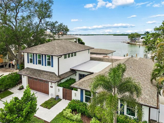 1907 ARROWHEAD DRIVE NE, St Petersburg, FL 33703