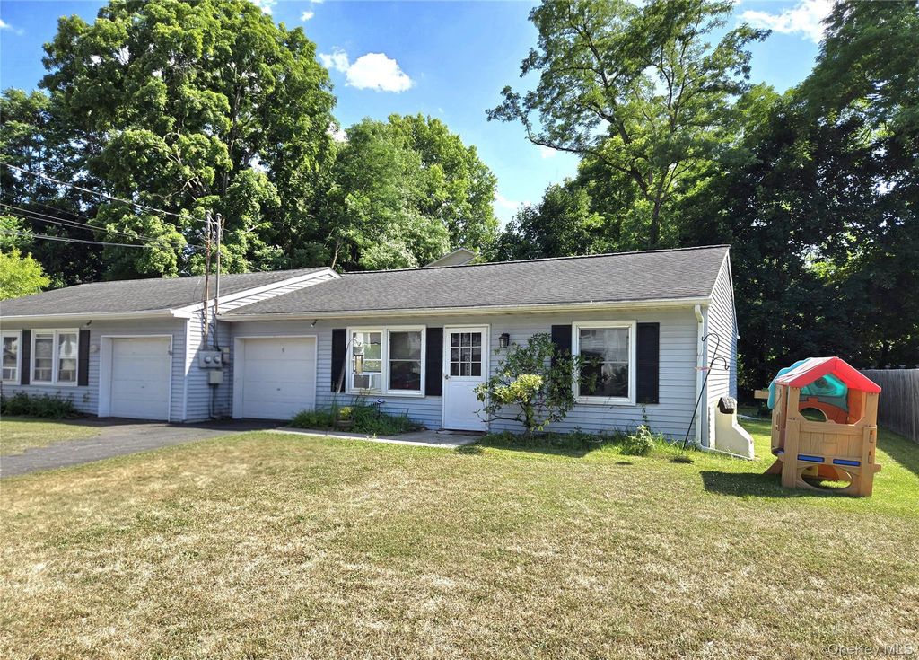 9 Creekview Court, Wappingers Falls, NY 12590