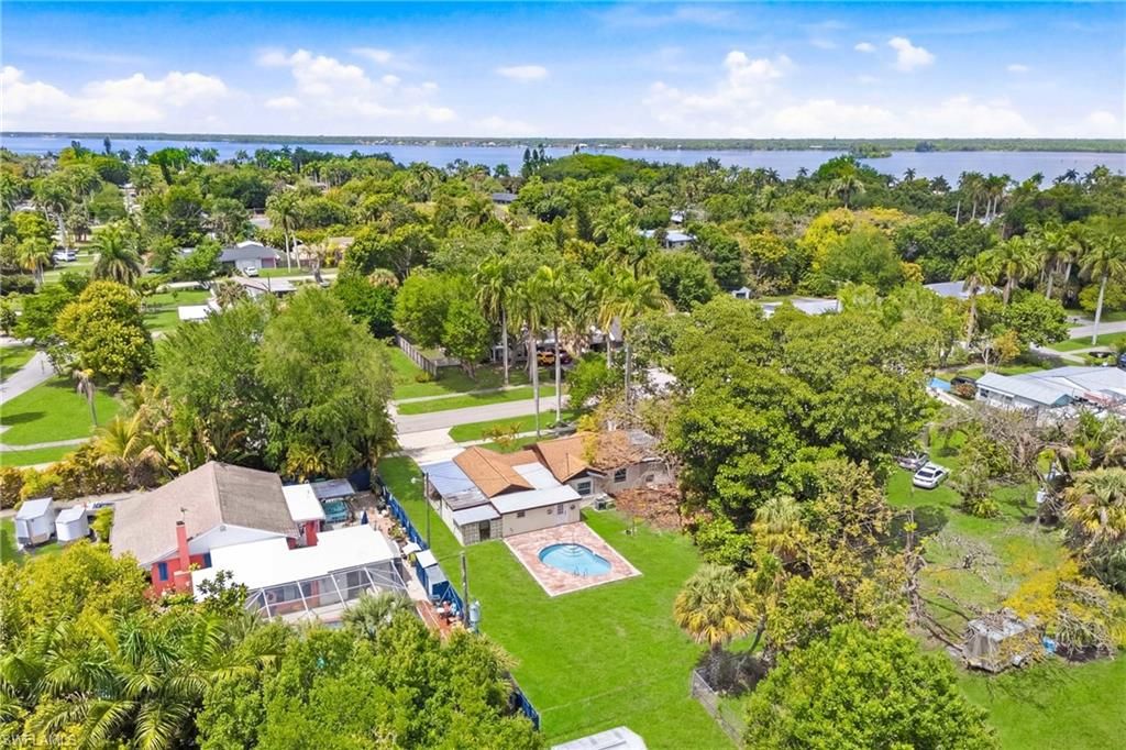 363 New York DR, FORT MYERS, FL 33905 — photo 5