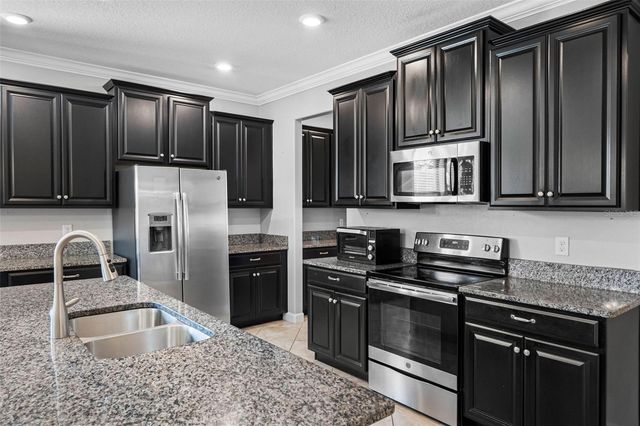 10066 VICTORY GALLOP LOOP, Ruskin, FL 33573