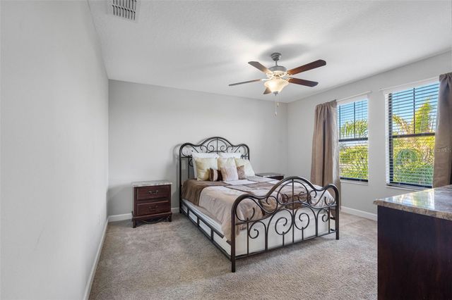 10066 VICTORY GALLOP LOOP, Ruskin, FL 33573