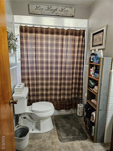 3736 Park Crest Drive, Unincorporated, MO 63125