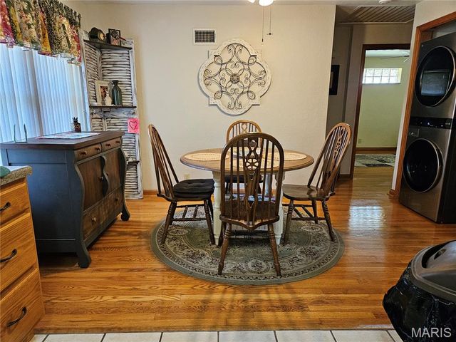 3736 Park Crest Drive, Unincorporated, MO 63125