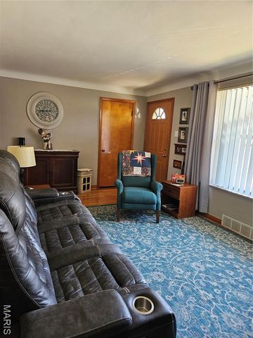 3736 Park Crest Drive, Unincorporated, MO 63125