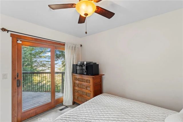 813 Greenbriar Drive, Lake Arrowhead, CA 92385