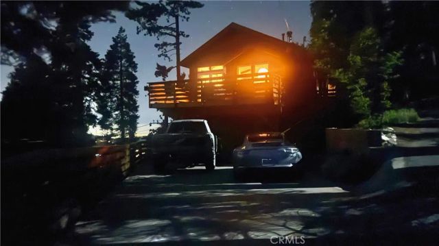 813 Greenbriar Drive, Lake Arrowhead, CA 92385