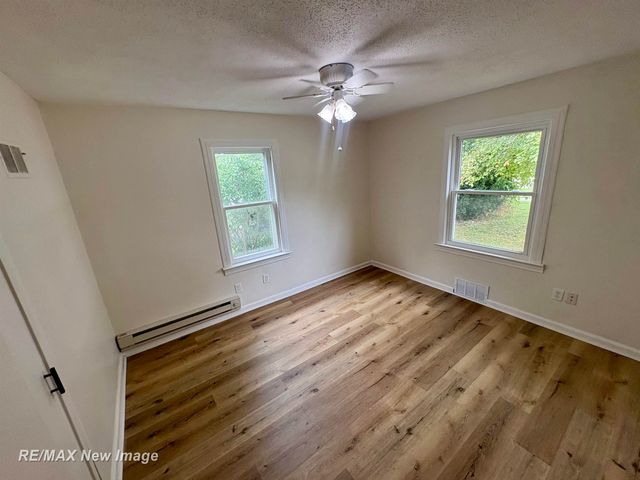 2335 Shattuck Road, Saginaw, MI 48603