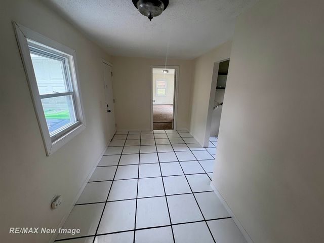 2335 Shattuck Road, Saginaw, MI 48603