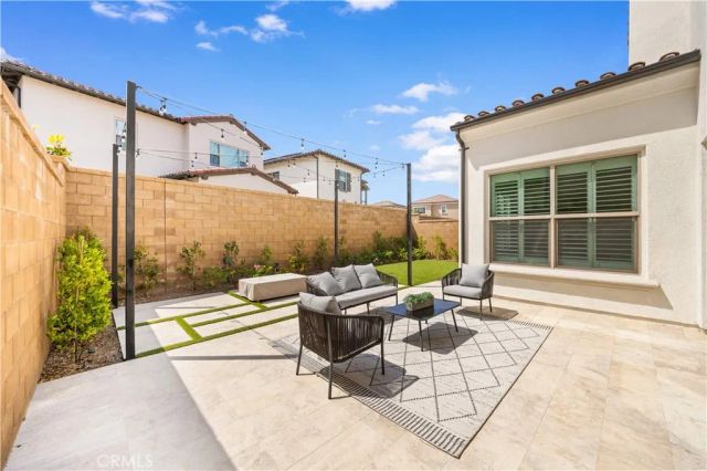 262 Maricopa, Irvine, CA 92618