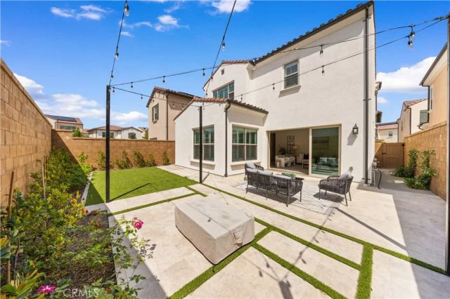 262 Maricopa, Irvine, CA 92618