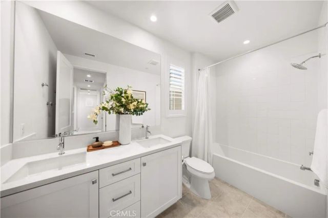 262 Maricopa, Irvine, CA 92618