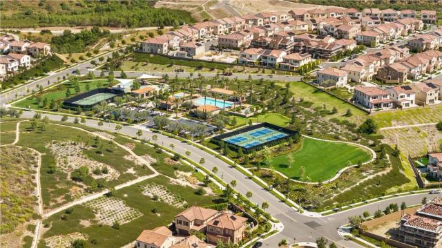 262 Maricopa, Irvine, CA 92618