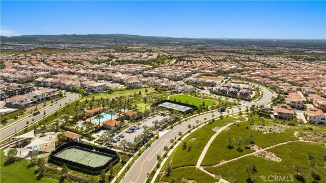 262 Maricopa, Irvine, CA 92618