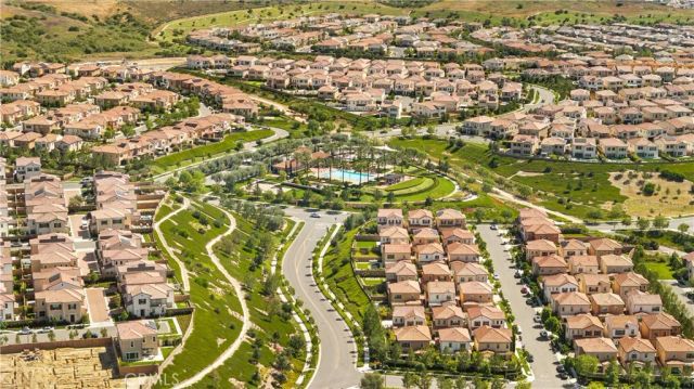 262 Maricopa, Irvine, CA 92618