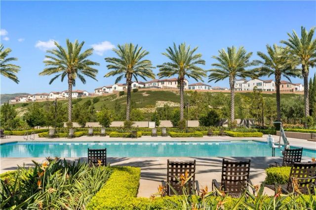 262 Maricopa, Irvine, CA 92618