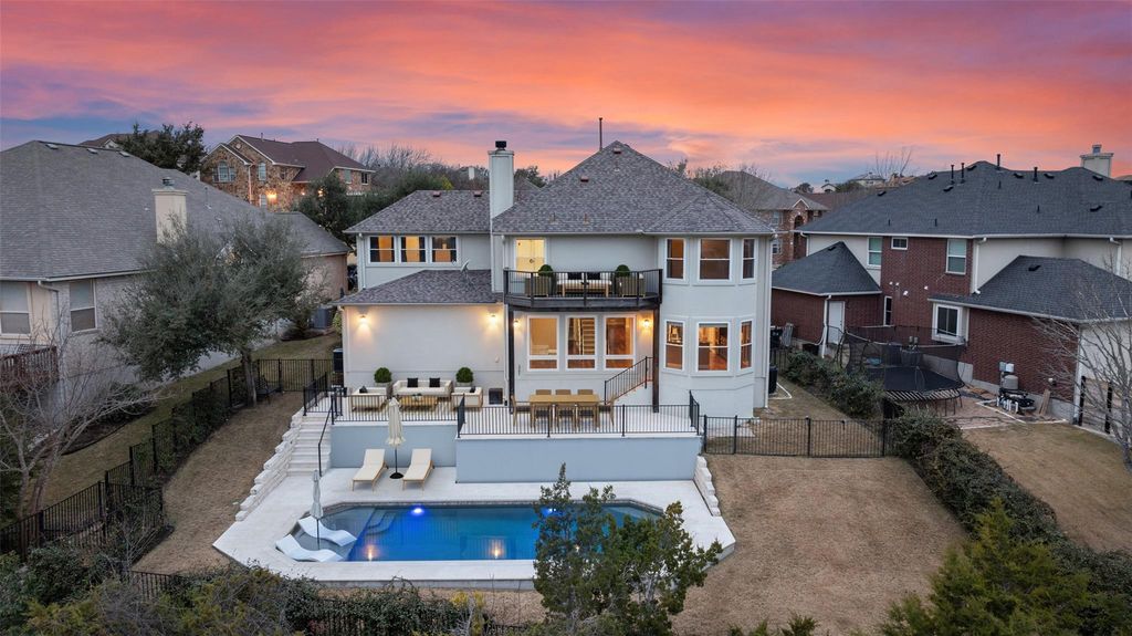 10709 Pointe View DR, Austin, TX 78738