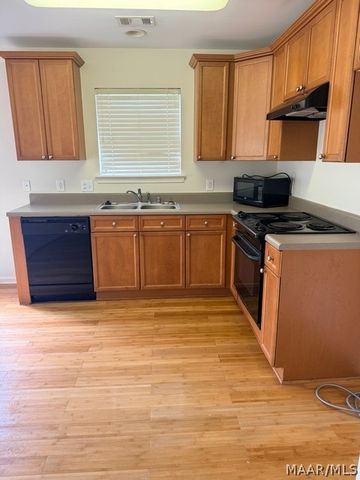 417 Park Lake Drive, Montgomery, AL 36117