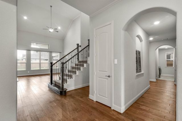 13619 Nearpoint Lane, Tomball, TX 77377