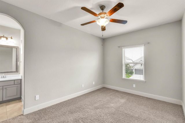 13619 Nearpoint Lane, Tomball, TX 77377