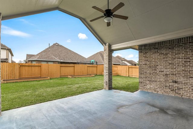 13619 Nearpoint Lane, Tomball, TX 77377