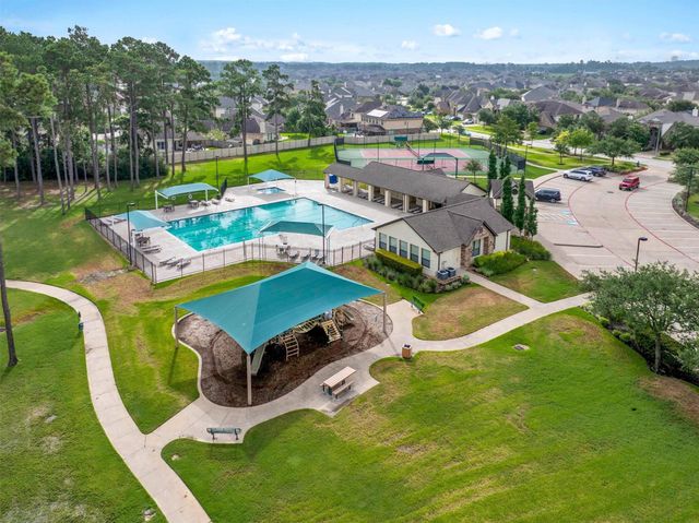 13619 Nearpoint Lane, Tomball, TX 77377