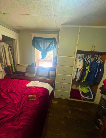 1315 E Stockbridge Avenue, Kalamazoo City, MI 49001