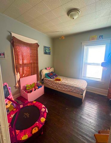 1315 E Stockbridge Avenue, Kalamazoo City, MI 49001