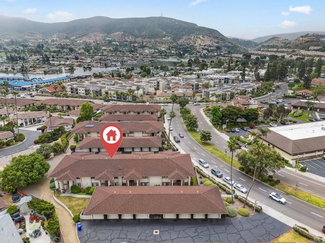 1021 Porteno Court, San Marcos, CA 92078