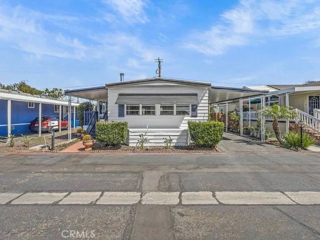 16444 Bolsa Chica 26, Huntington Beach, CA 92649