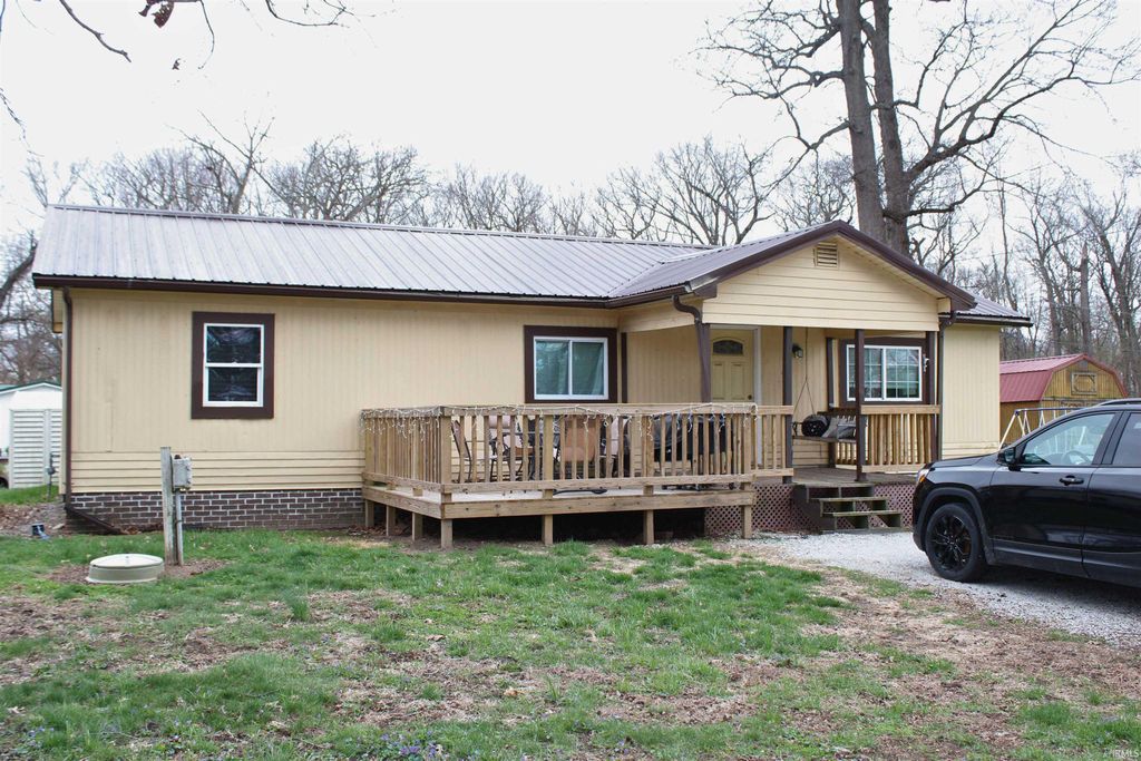 5957 E Redwood Court, Monticello, IN 47960