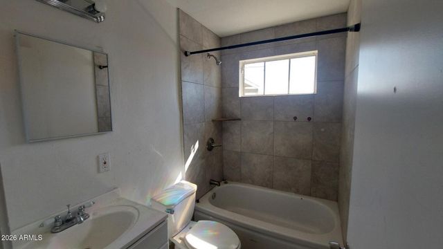 8815 N 28TH Avenue, Phoenix, AZ 85051