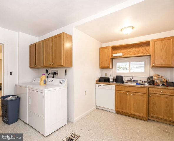 124 W MAIN ST, Birdsboro, PA 19508