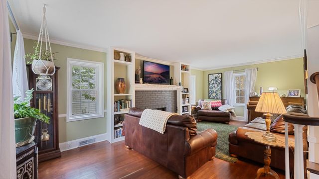 1207 Kilian Boulevard SE, Saint Cloud, MN 56304