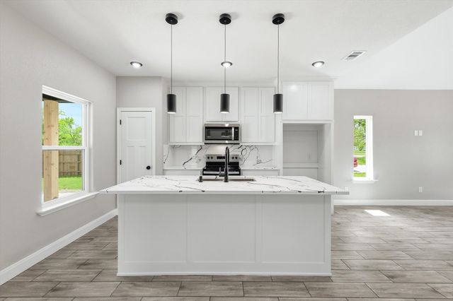908 Crittendon Street, Bridgeport, TX 76426