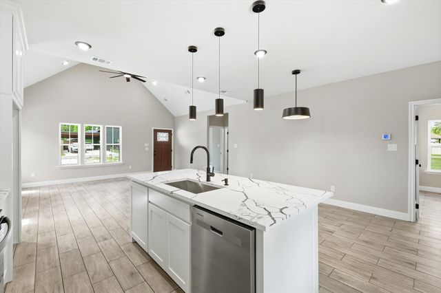 908 Crittendon Street, Bridgeport, TX 76426