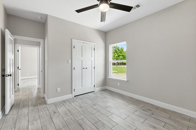 908 Crittendon Street, Bridgeport, TX 76426