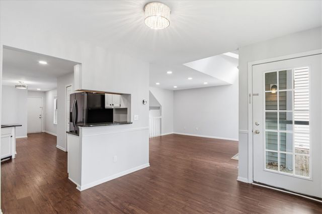 4344 Hillside Drive, Ann Arbor, MI 48105