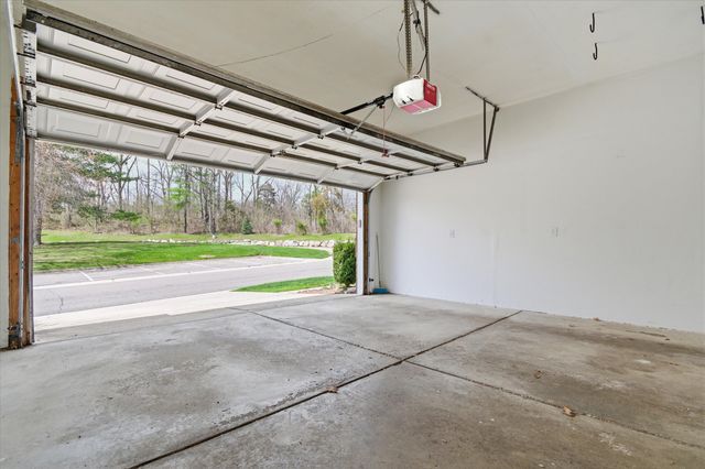 4344 Hillside Drive, Ann Arbor, MI 48105