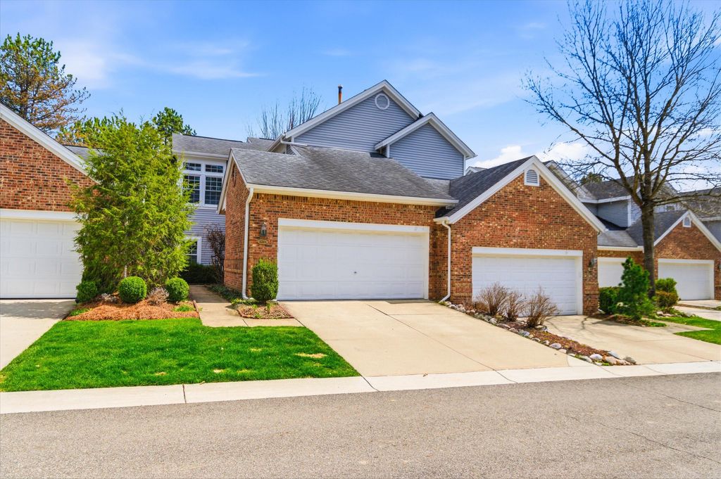 4344 Hillside Drive, Ann Arbor, MI 48105