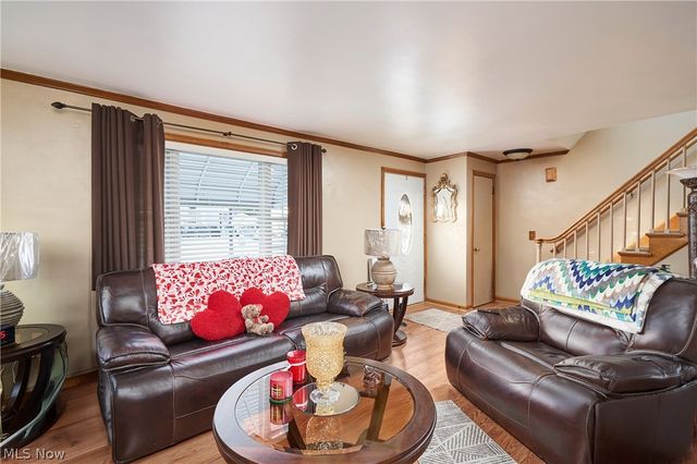 942 Bellflower Avenue SW, Canton, OH 44710