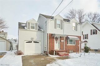 942 Bellflower Avenue SW, Canton, OH 44710
