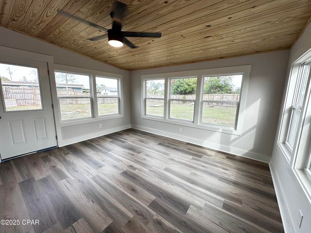 6 Harvard Circle, Panama City, FL 32405